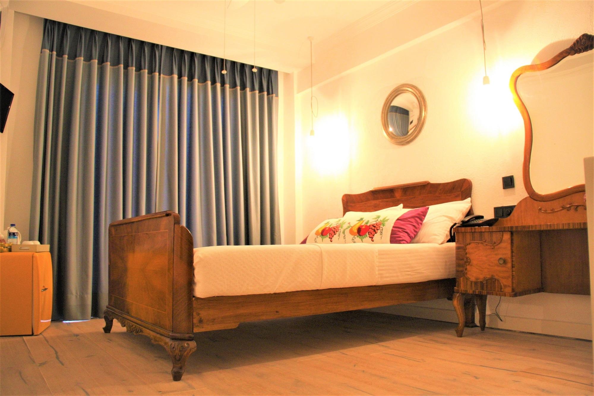 Amphora Hotel Foça Ngoại thất bức ảnh