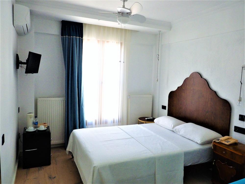 Amphora Hotel Foça Ngoại thất bức ảnh