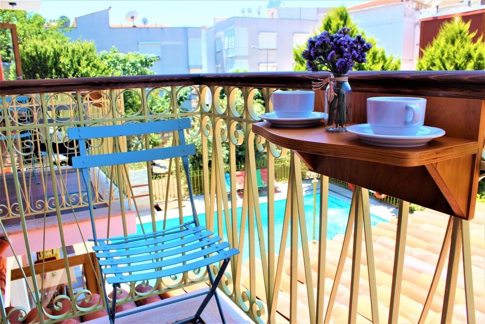 Amphora Hotel Foça Ngoại thất bức ảnh